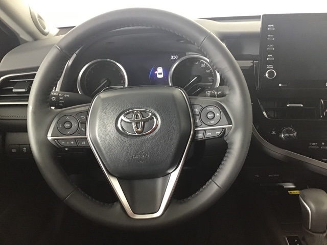 2024 Toyota Camry XLE photo 11