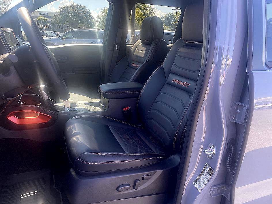 2026 Nissan Frontier Crew Cab PRO-4X photo 6