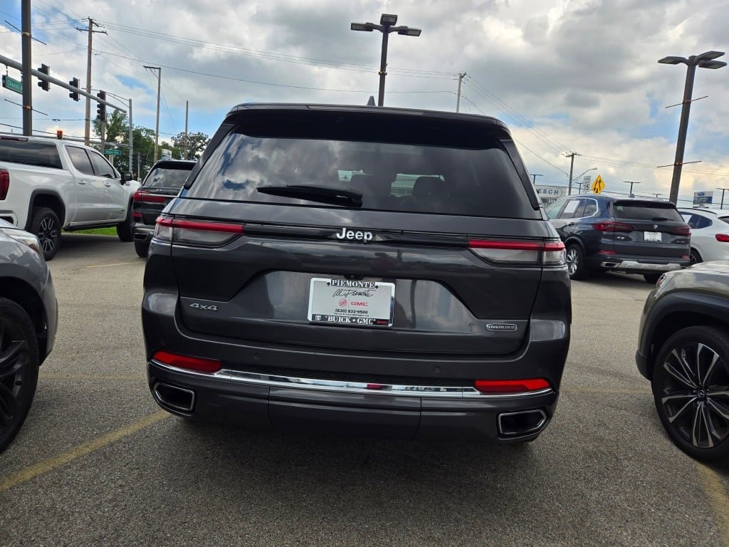 2022 Jeep Grand Cherokee Overland photo 6