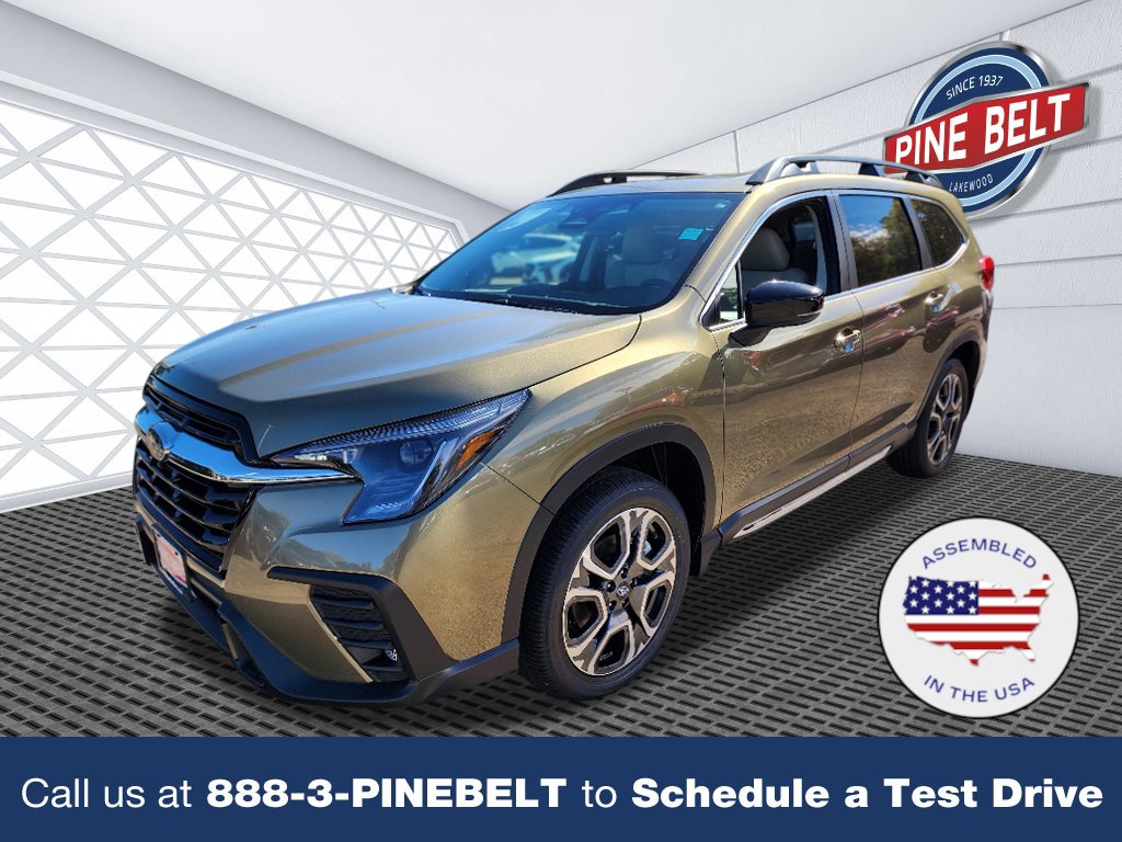 2025 Subaru Ascent Limited's photo