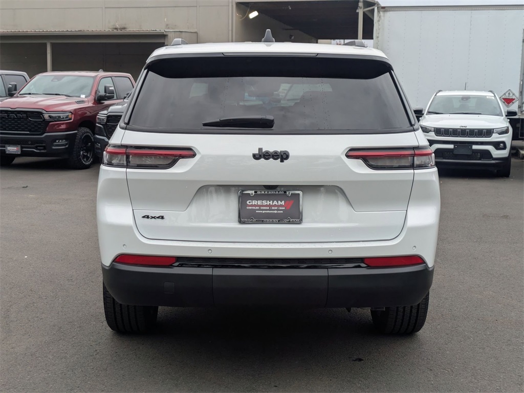 2025 Jeep Grand Cherokee Altitude X photo 4
