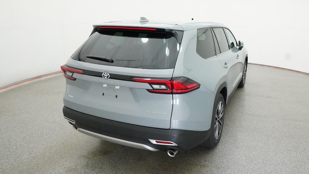 2026 Toyota Grand Highlander Hybrid MAX Platinum AWD photo 18