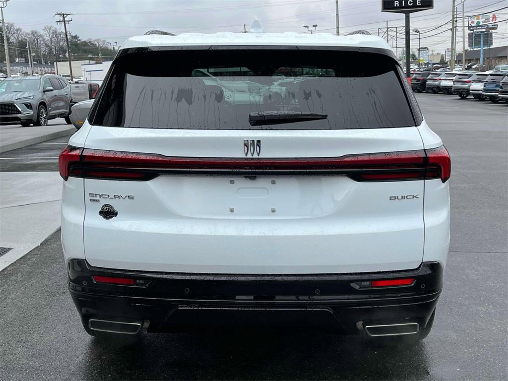 2025 Buick Enclave Sport Touring photo 4