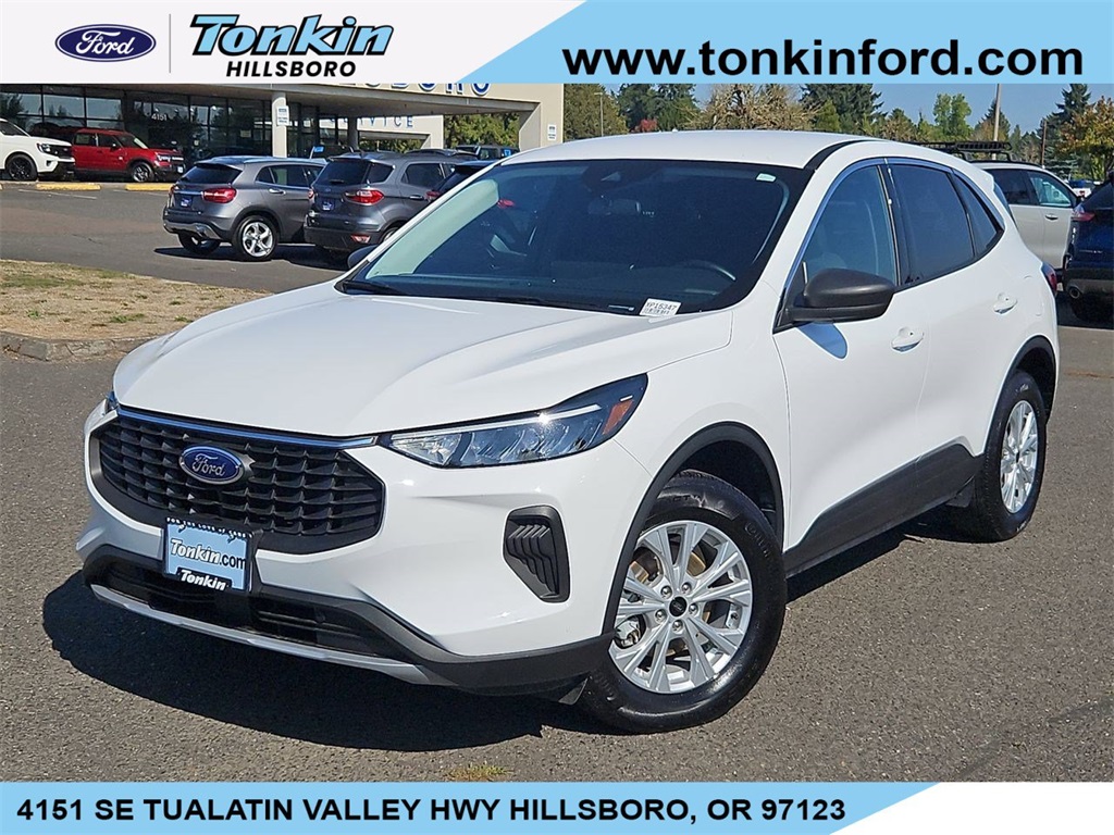 2024 Ford Escape Active's photo