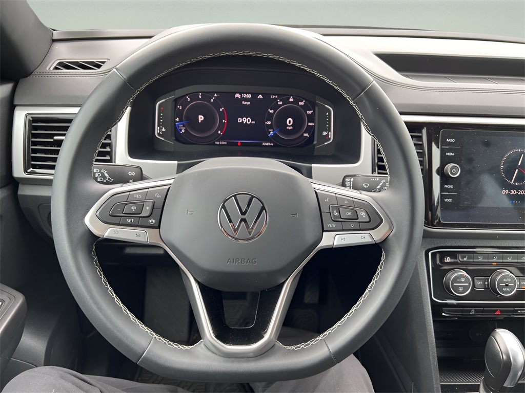 2022 Volkswagen Atlas Cross Sport V6 SE Technology photo 26