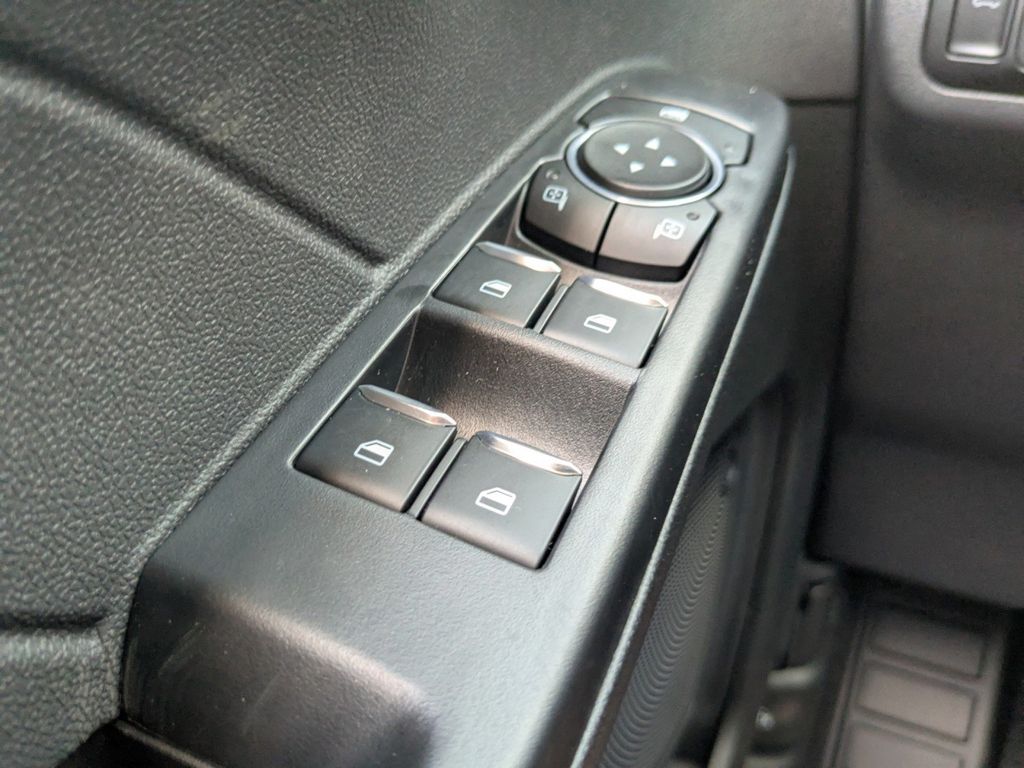 2025 Ford Escape Active photo 24