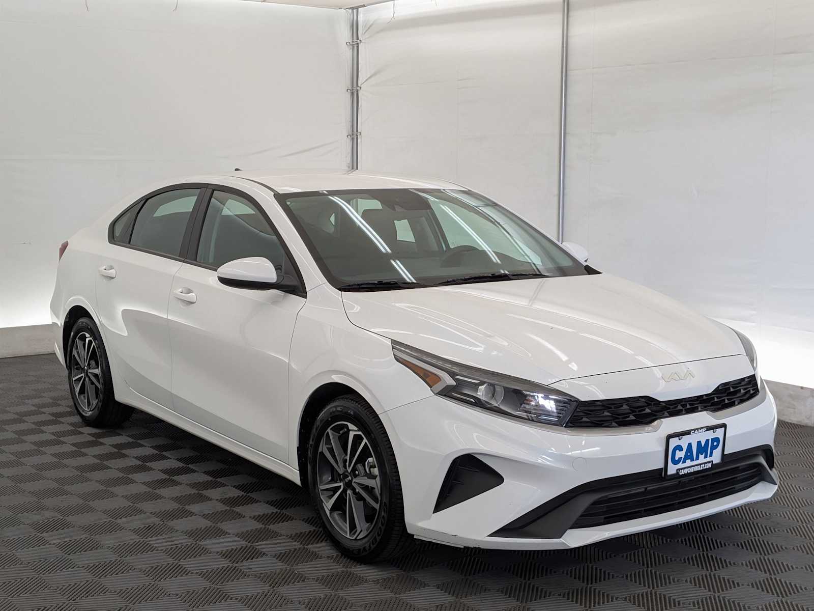 2024 Kia Forte LXS photo 8