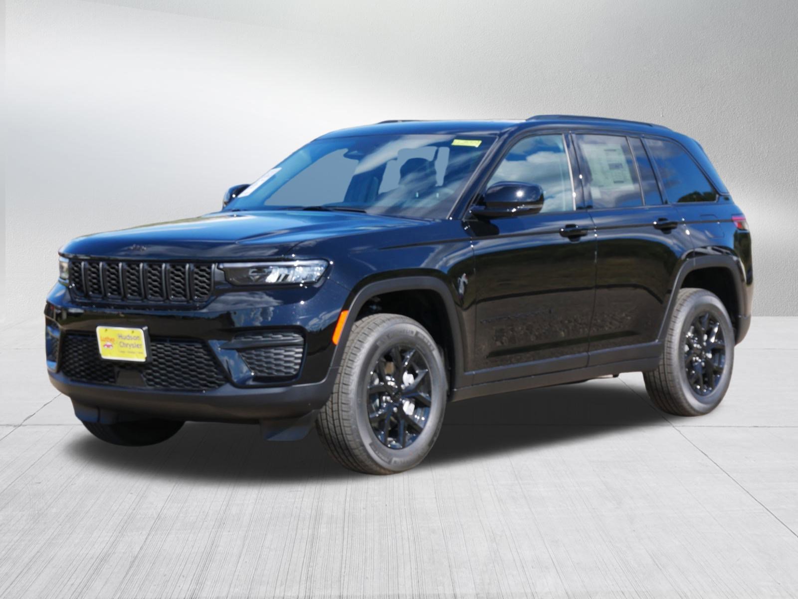 2025 Jeep Grand Cherokee Altitude X photo 4