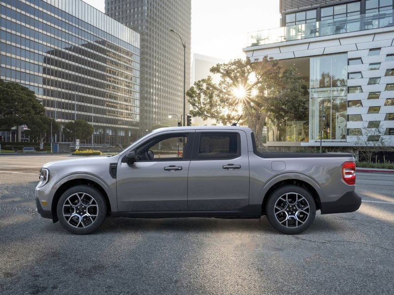 2025 Ford Maverick Lariat photo 4