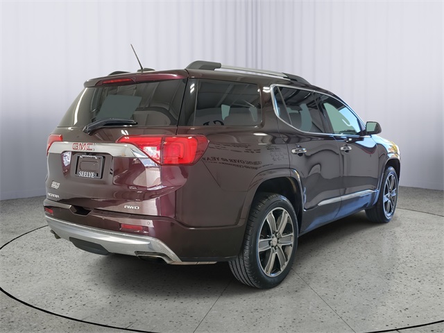 2017 Gmc Acadia Denali photo 3