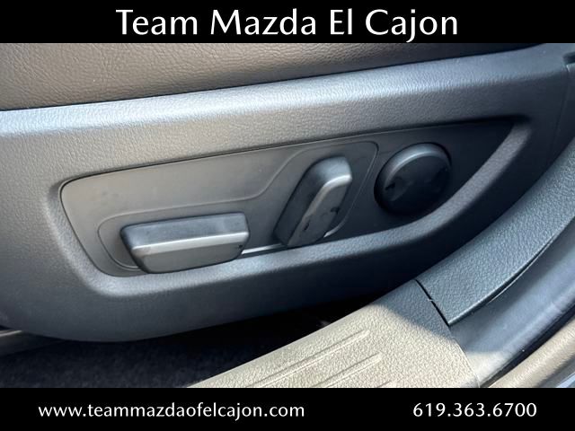 2025 Mazda CX-50 Premium Plus photo 5