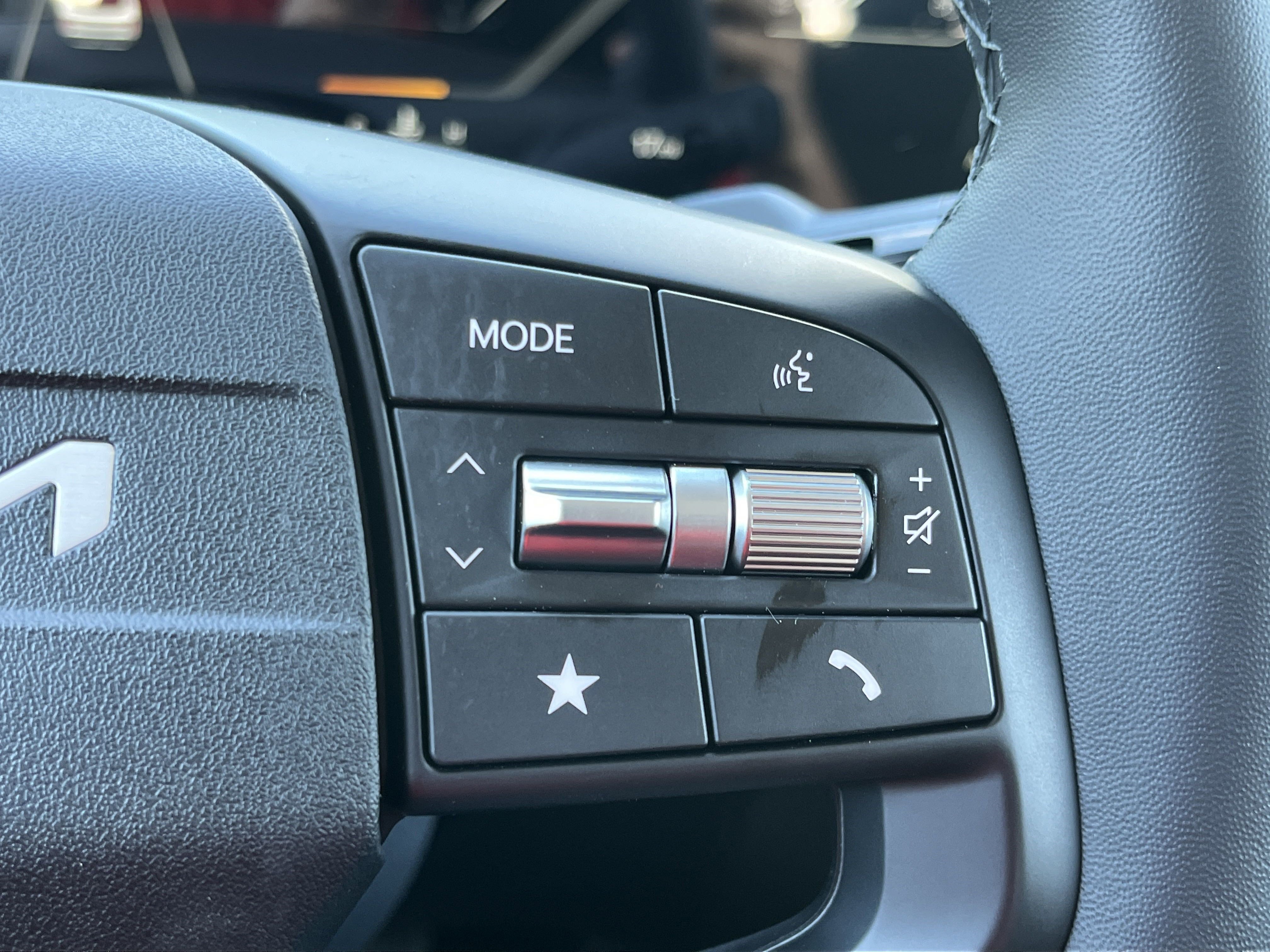 2025 Kia K4 EX photo 10
