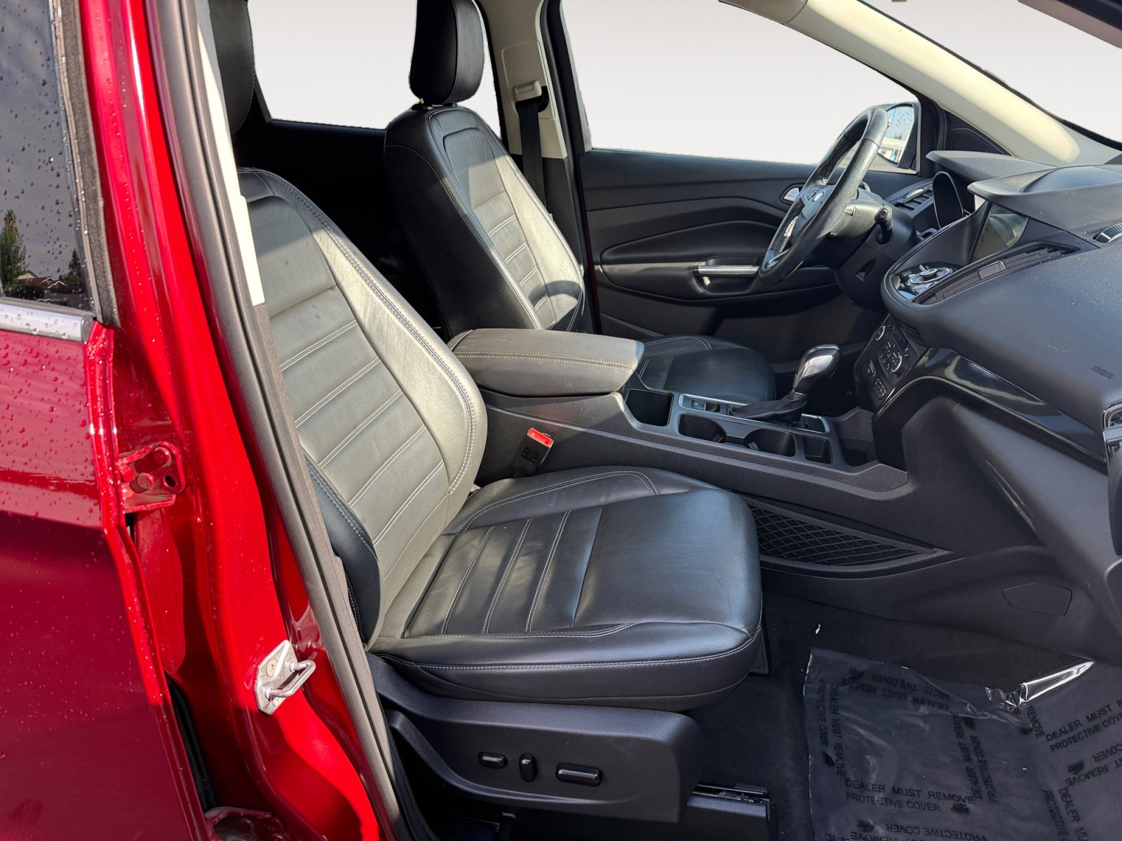 2019 Ford Escape Titanium photo 19