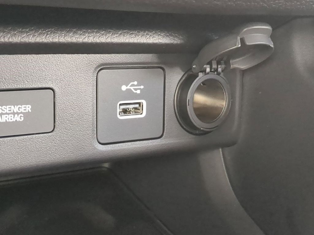 2025 Acura Integra Base photo 22