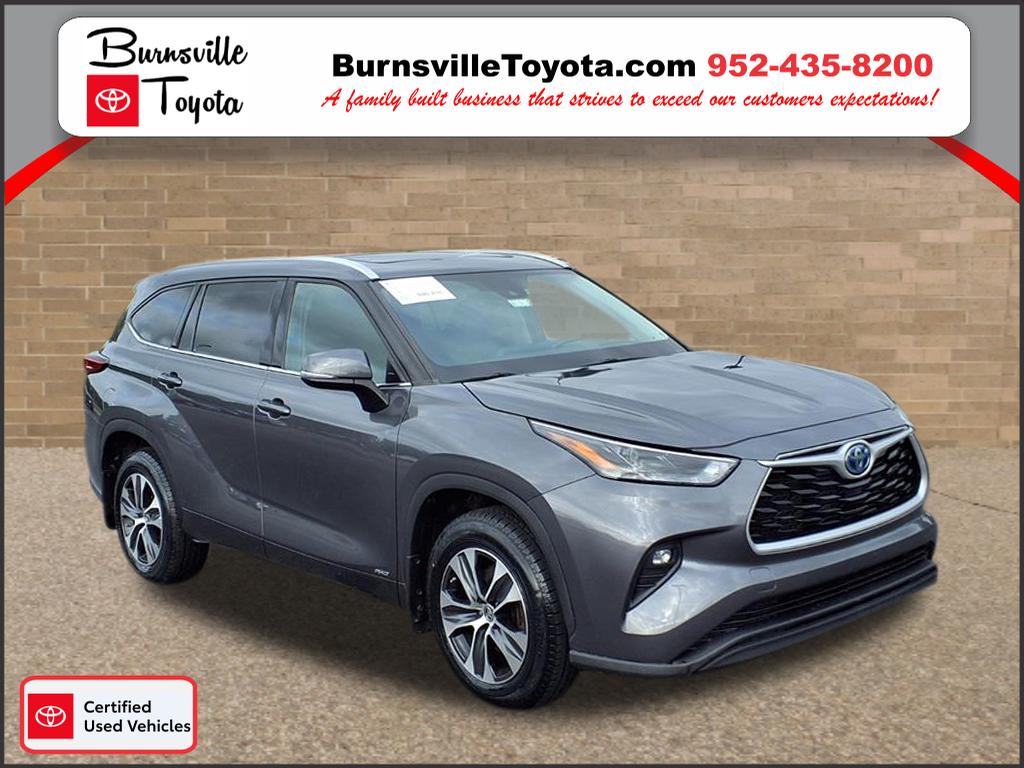 2022 Toyota Highlander XLE's photo