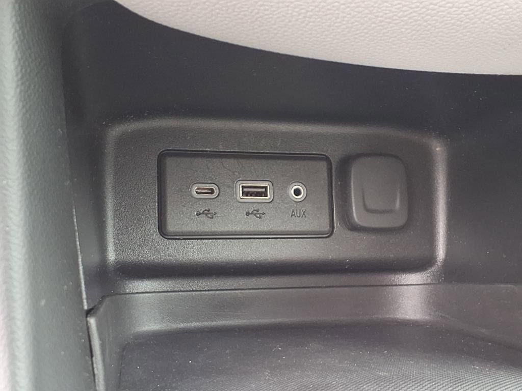 2021 Chevrolet Equinox LS photo 6