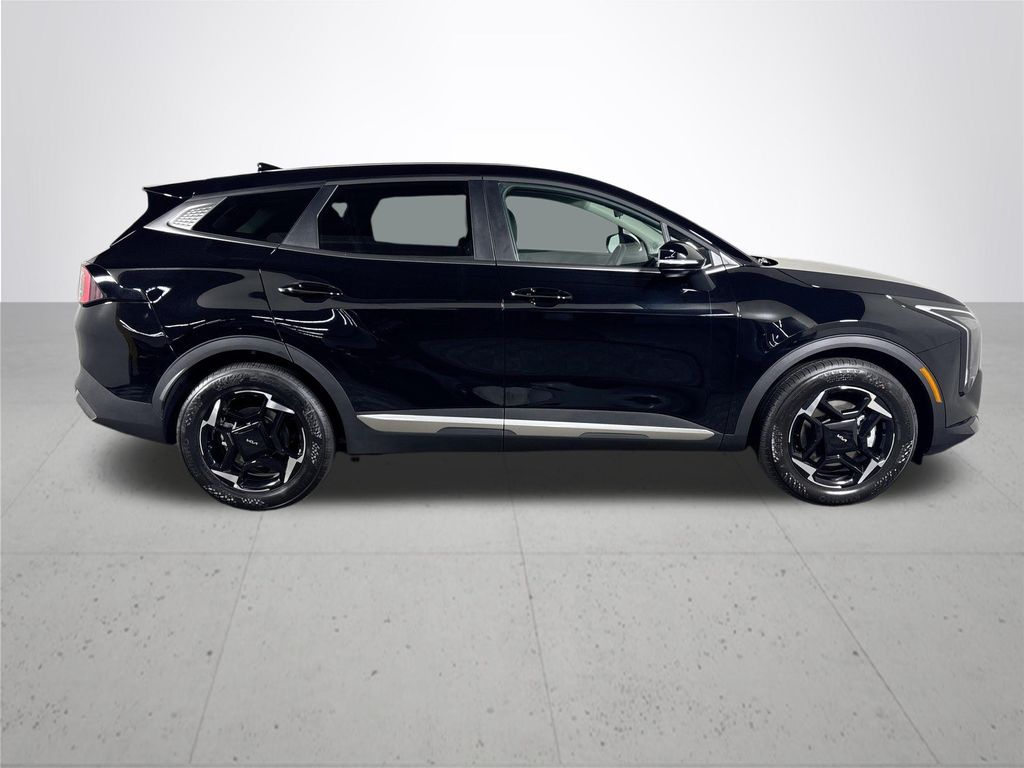2026 Kia Sportage EX photo 3