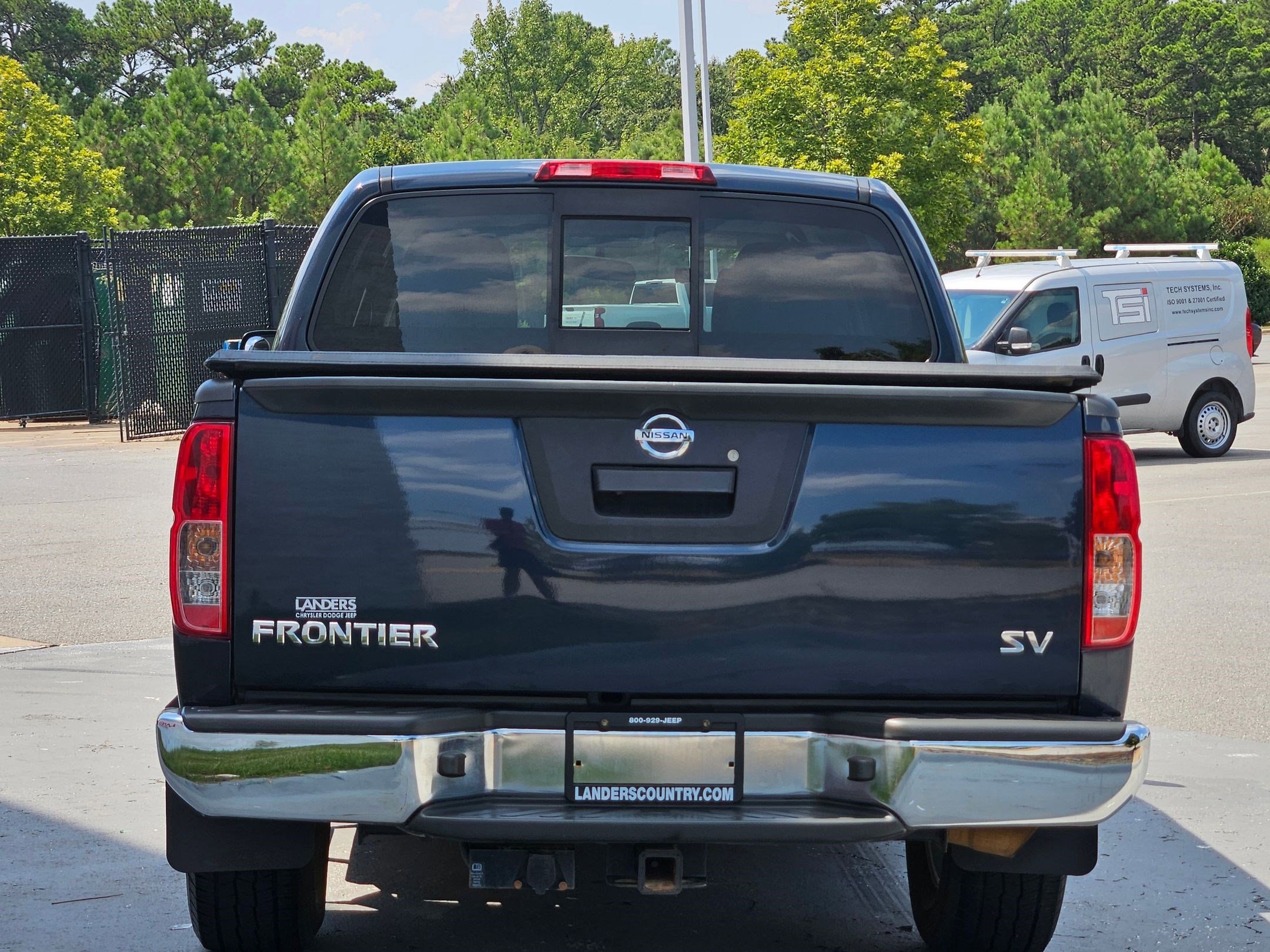 2019 Nissan Frontier SV photo 4