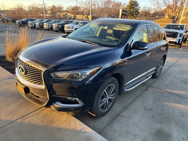 Used 2017 INFINITI QX60 Base with VIN 5N1DL0MM0HC529055 for sale in Clive, IA