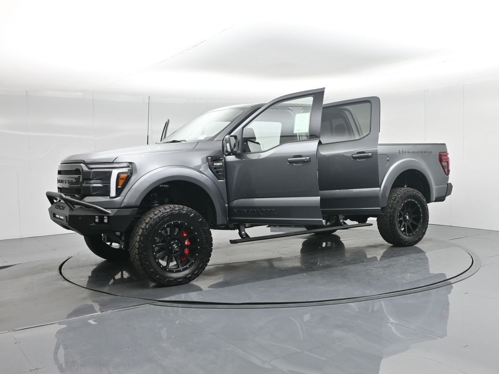 2025 Ford F-150 Lariat photo 4