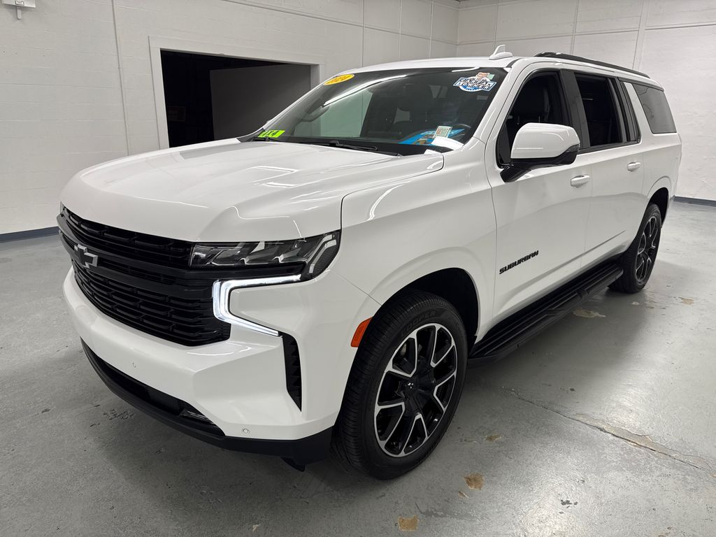 2024 Chevrolet Suburban RST photo 2