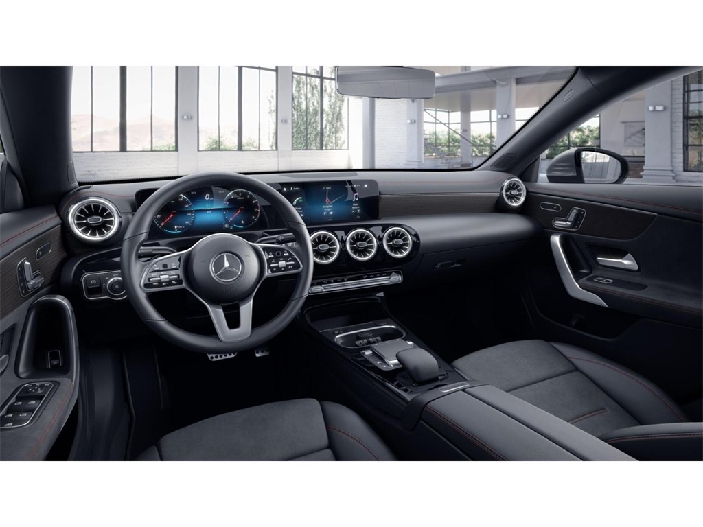 2023 Mercedes Benz CLA 250 4MATIC photo 3