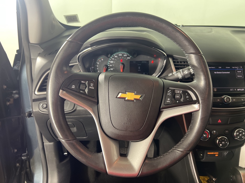 2022 Chevrolet Trax LT photo 14