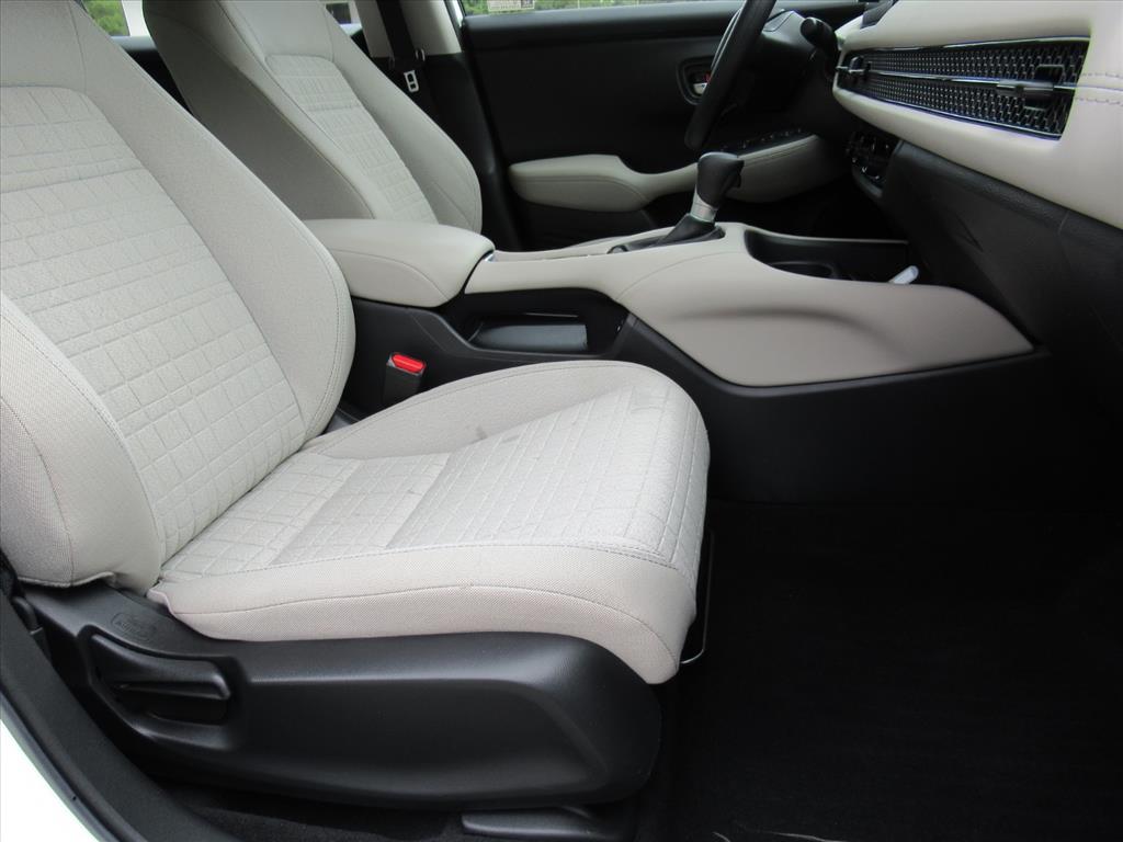 2024 Honda HR-V LX photo 9