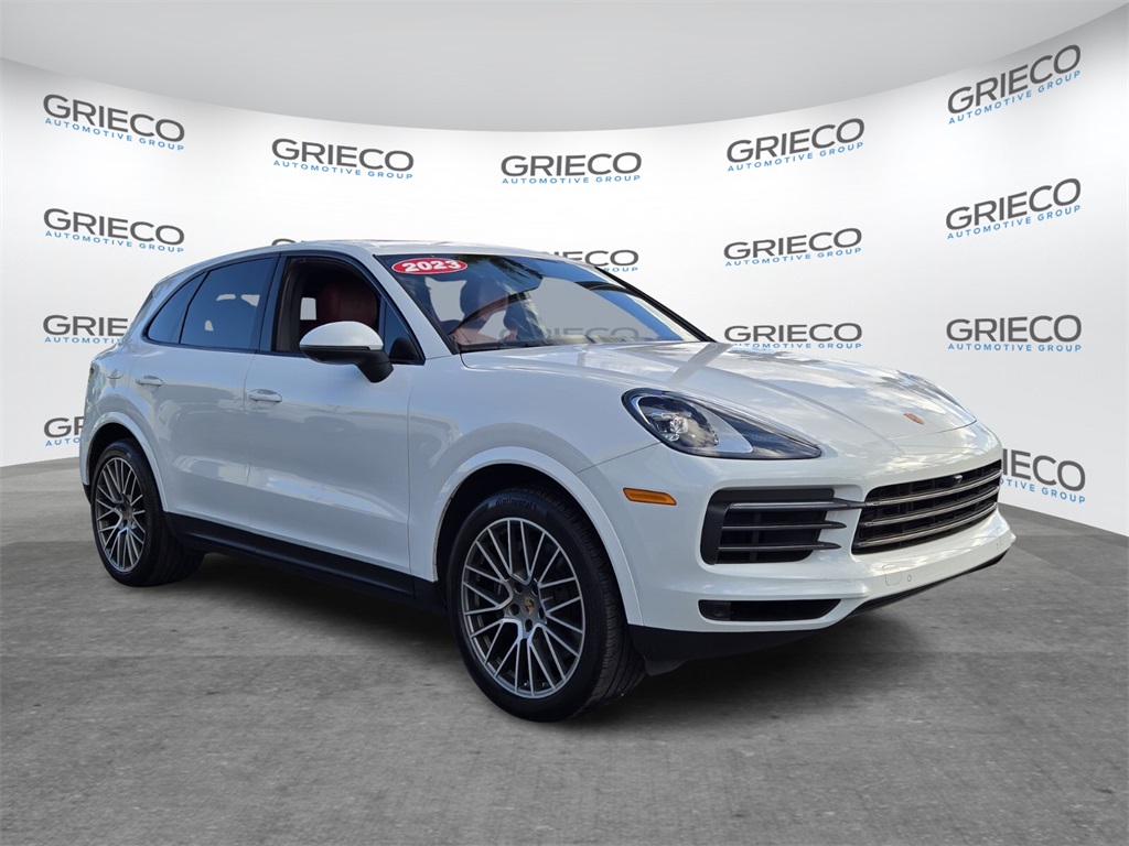 2023 Porsche Cayenne Base