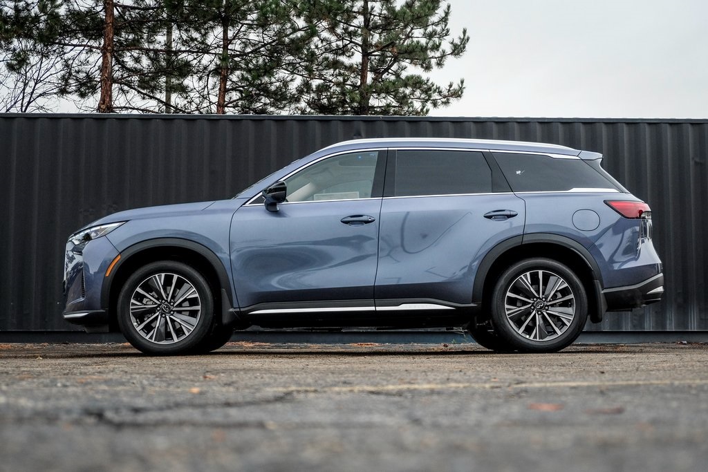 2026 Infiniti QX60 Luxe AWD photo 4
