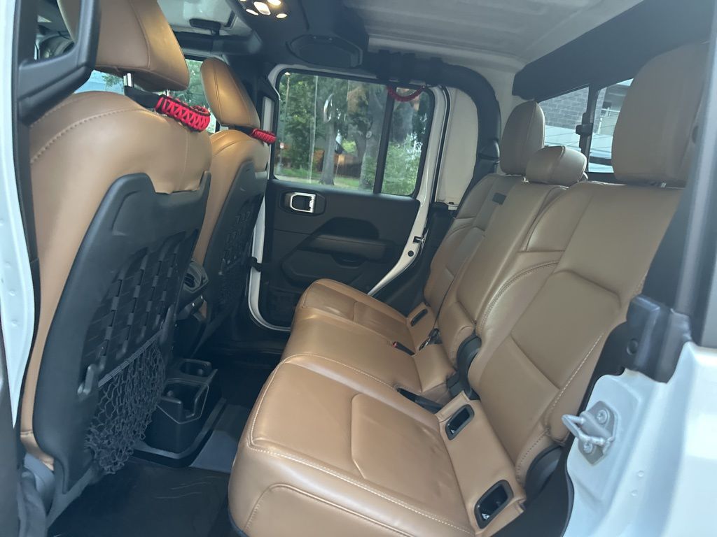 2020 Jeep Gladiator Rubicon photo 20