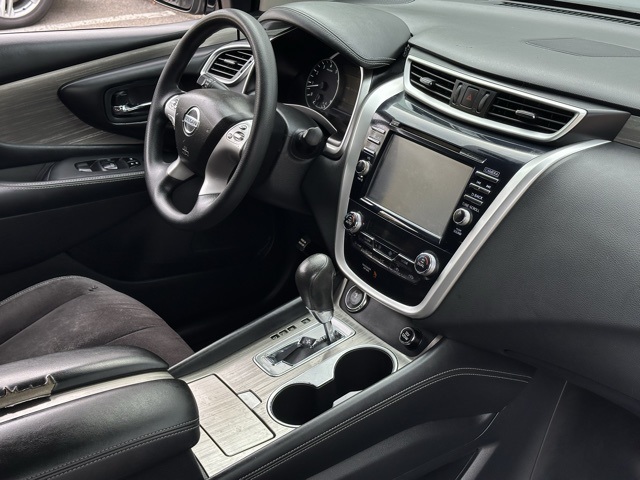 2017 Nissan Murano S photo 21