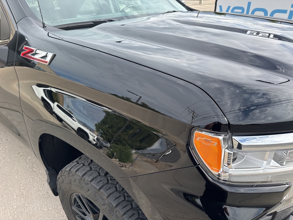 2023 Chevrolet Silverado 1500 LTZ photo 8