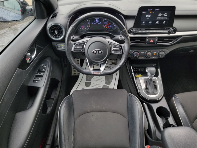 2020 Kia Forte GT-Line photo 24