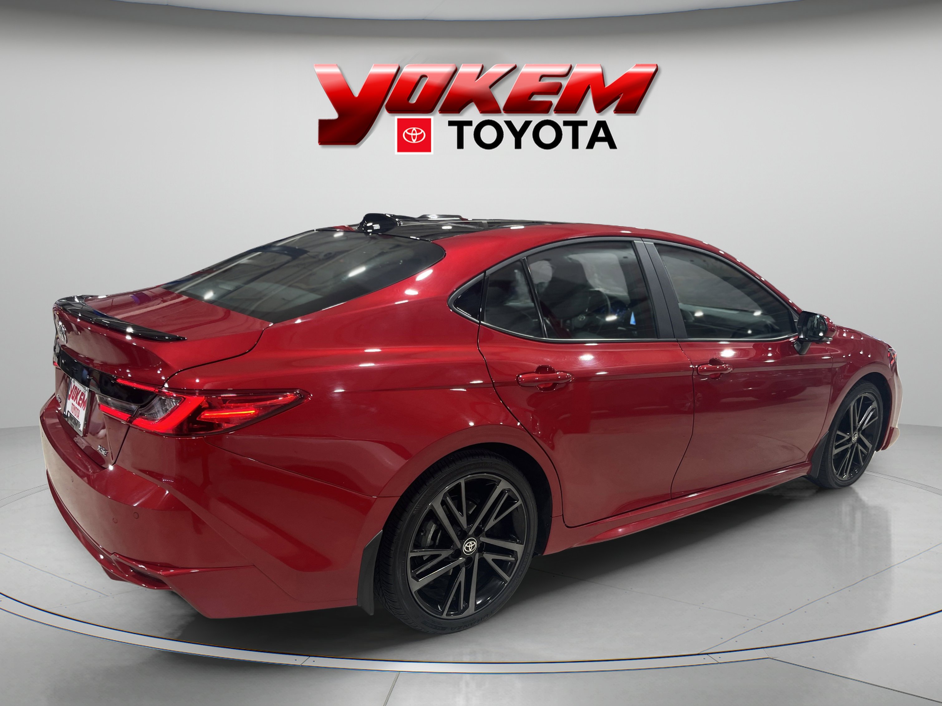 2025 Toyota Camry LE photo 5