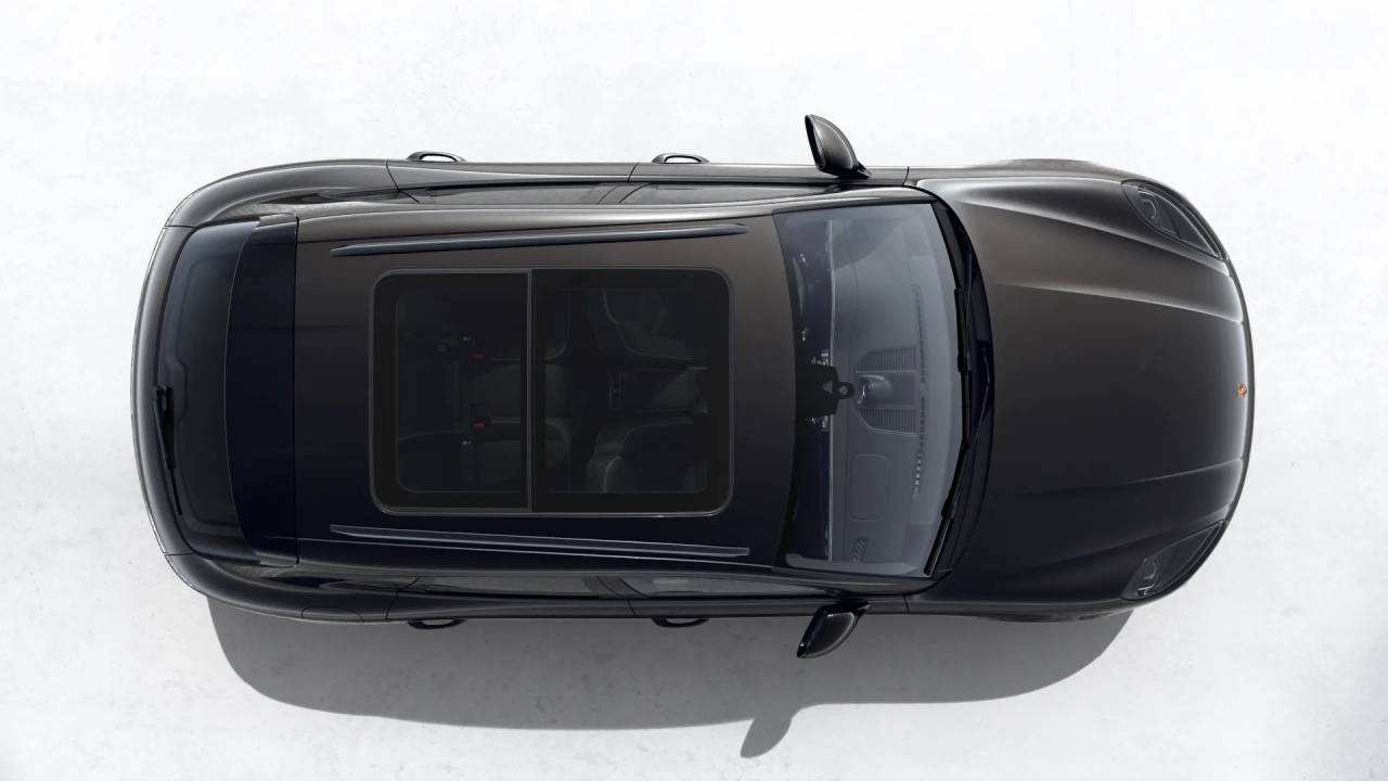 2026 Porsche Macan T photo 5