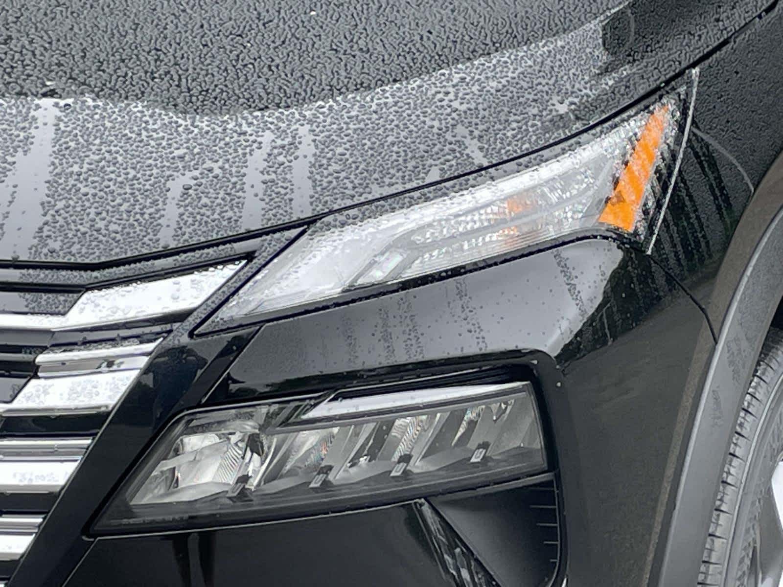 2026 Nissan Rogue S photo 6
