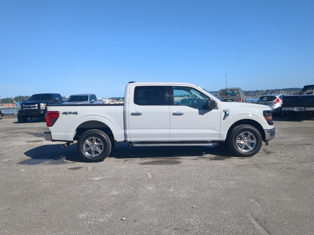 2024 Ford F-150 XLT photo 16