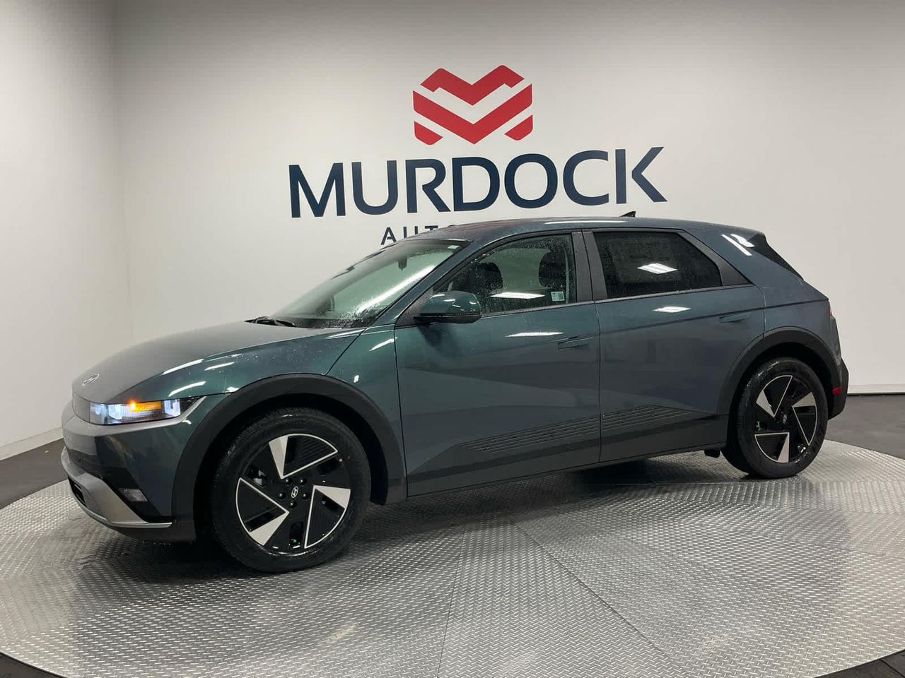 2026 Hyundai IONIQ 5 SE's photo