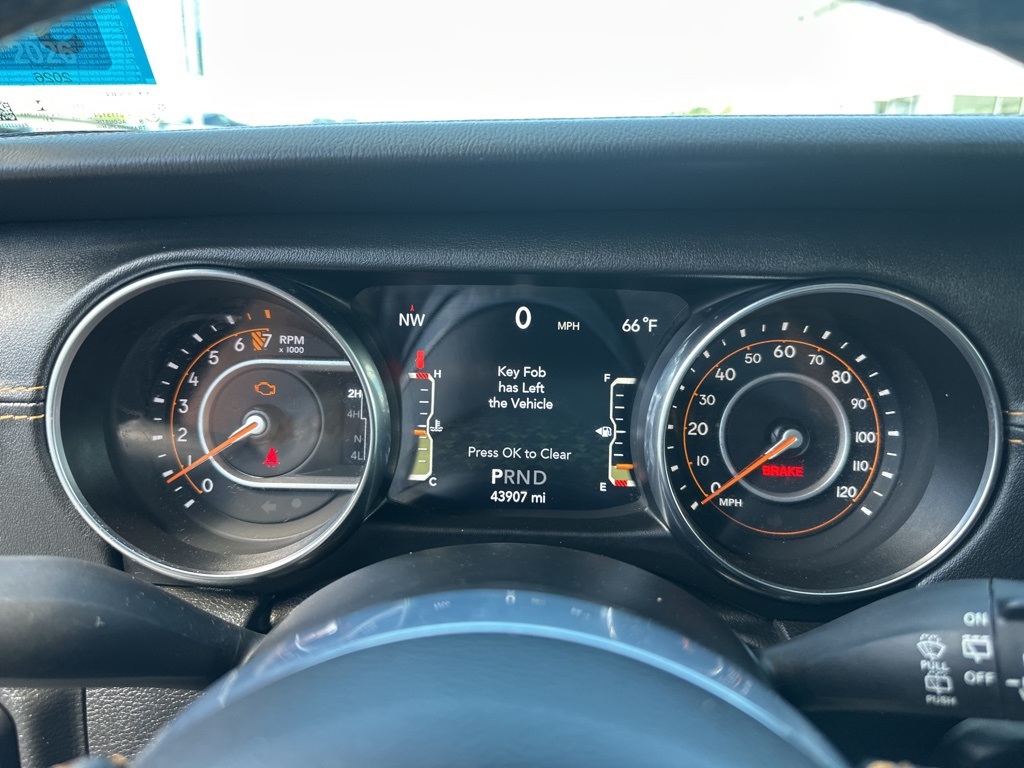 2022 Jeep Wrangler Unlimited Sahara High Altitude photo 14