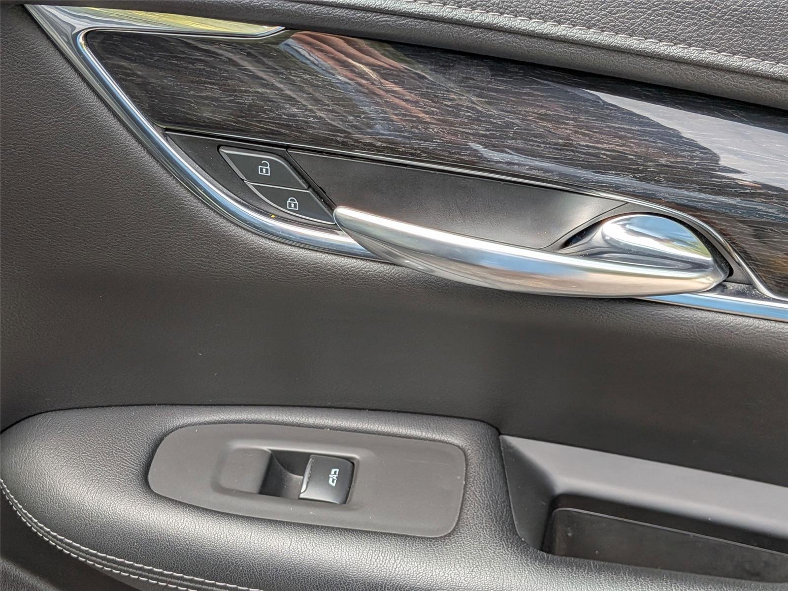 2020 Cadillac XT5 Premium Luxury photo 36