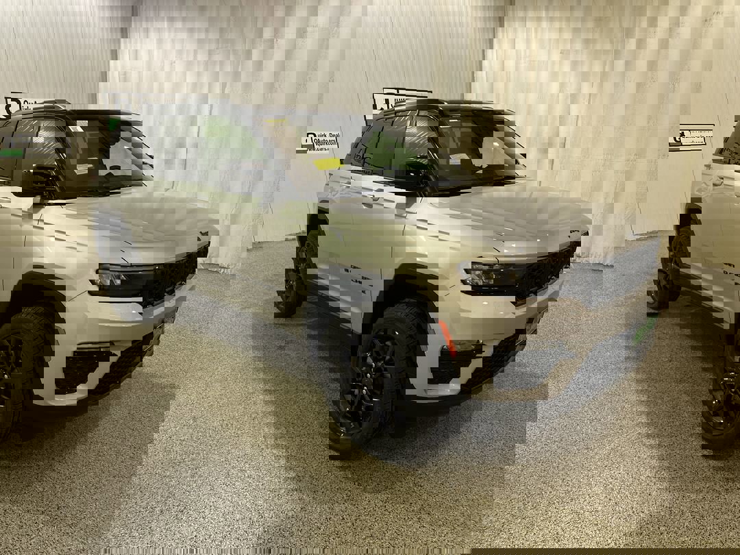 2025 Jeep Grand Cherokee Limited's photo