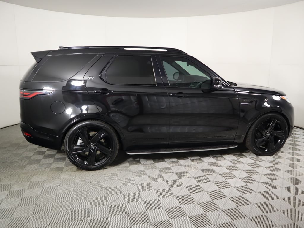 2025 Land Rover Discovery SE photo 4