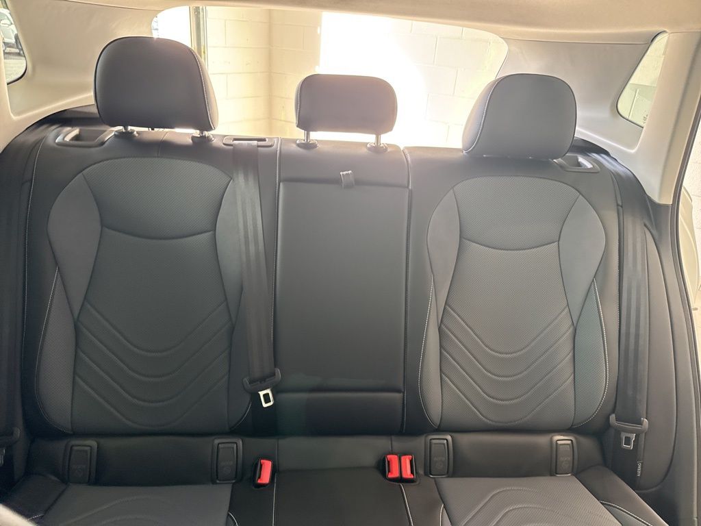 2025 Volkswagen Tiguan SE photo 15