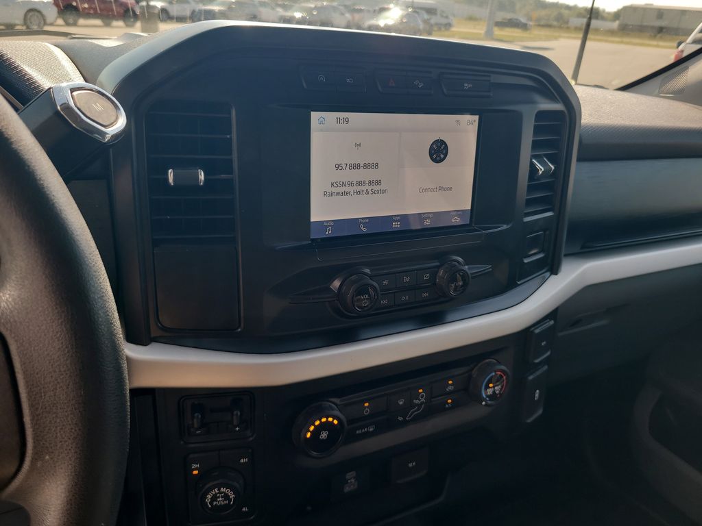 2021 Ford F-150 XL photo 17