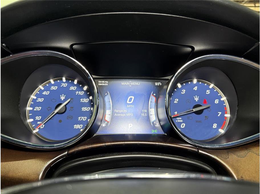 2016 Maserati Quattroporte S photo 28