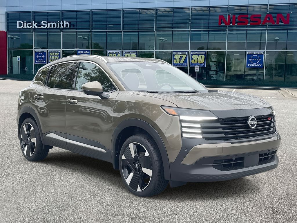 2025 Nissan Kicks SR AWD's photo