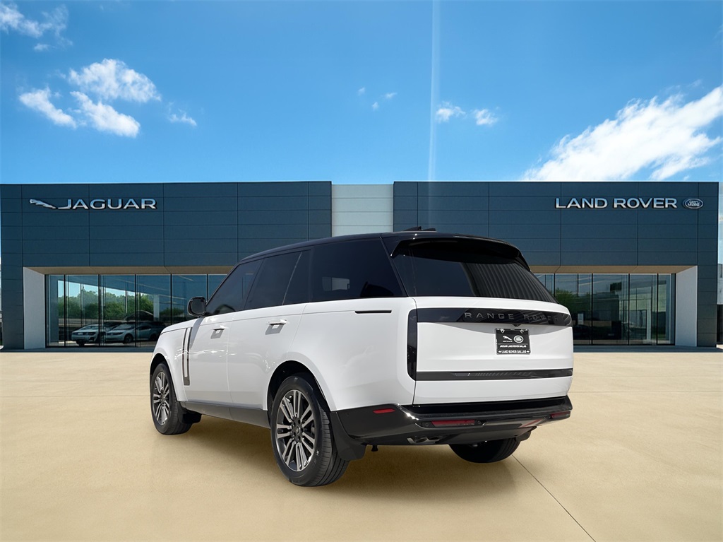 2025 Land Rover Range Rover SE photo 4