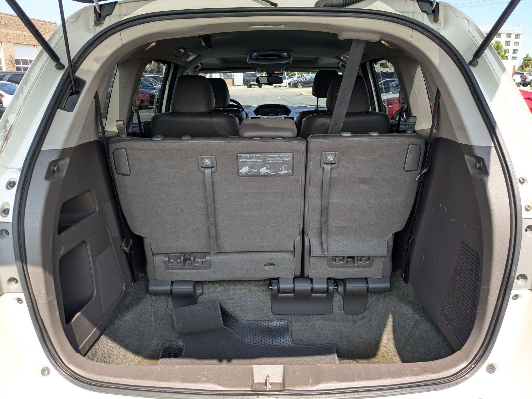 2015 Honda Odyssey EX-L photo 22