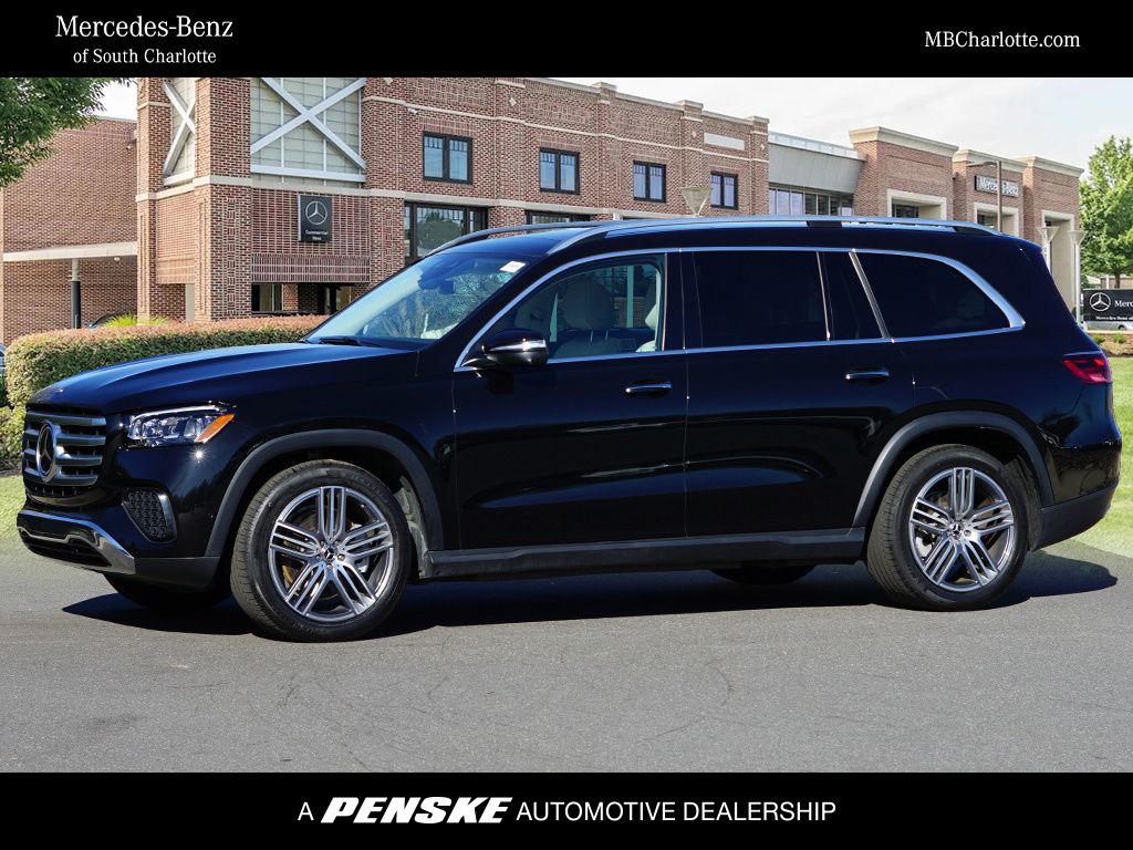 2024 Mercedes-Benz GLS Base's photo